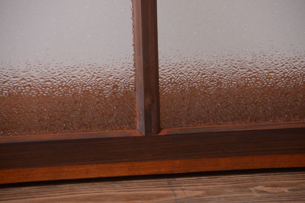 古民具・骨董　ダイヤガラス入り!古い木製の明り取り(明かり取り)(1)