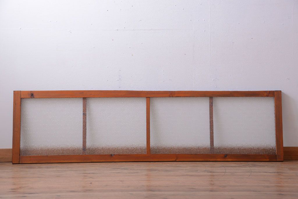 古民具・骨董　ダイヤガラス入り!古い木製の明り取り(明かり取り)(1)