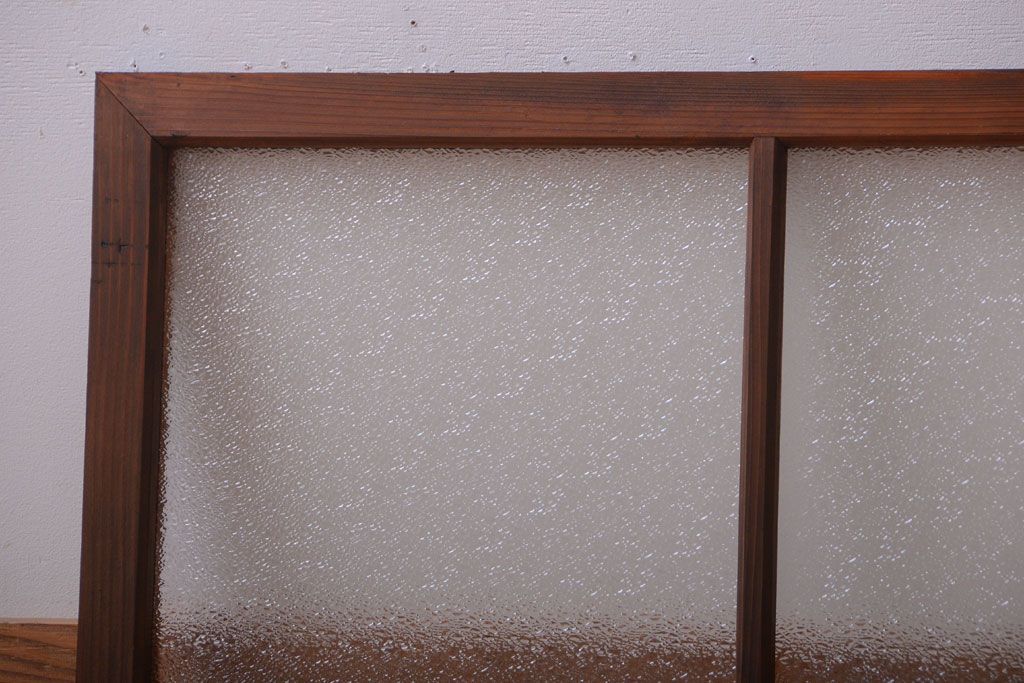 古民具・骨董　ダイヤガラス入り!古い木製の明り取り(明かり取り)(2)