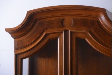 中古　DREXEL HERITAGE(ドレクセルヘリテイジ) キュリオケース(飾り棚、ガラスショーケース)(定価約62万円)