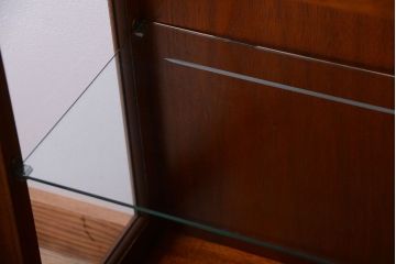 中古　DREXEL HERITAGE(ドレクセルヘリテイジ) キュリオケース(飾り棚、ガラスショーケース)(定価約62万円)