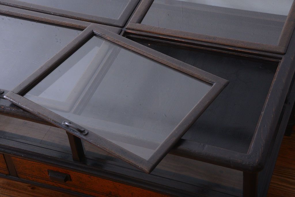 アンティーク家具　和製アンティーク　極めて珍しい!引き出し付きガラス蓋の外れる高級ガラスケース