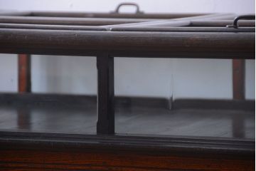 アンティーク家具　和製アンティーク　極めて珍しい!引き出し付きガラス蓋の外れる高級ガラスケース