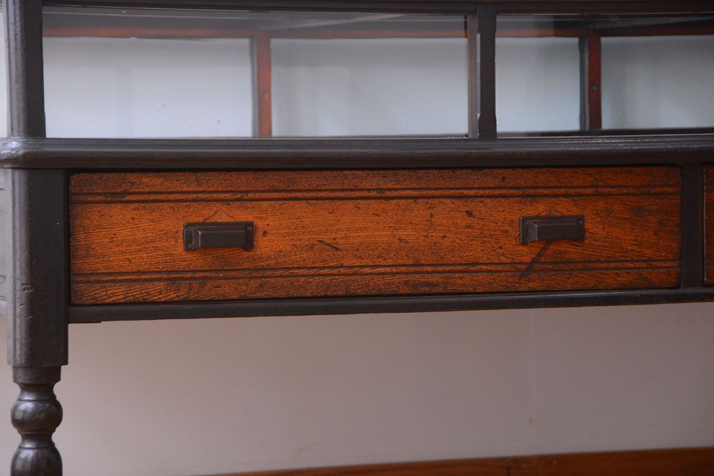 アンティーク家具　和製アンティーク　極めて珍しい!引き出し付きガラス蓋の外れる高級ガラスケース