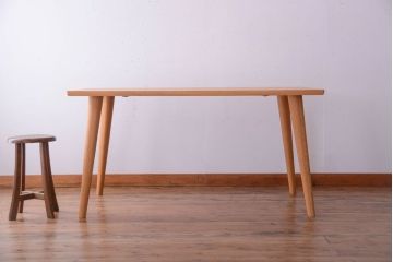 中古　柏木工　ナラ材のダイニングテーブル