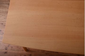 中古　柏木工　ナラ材のダイニングテーブル