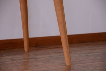 中古　柏木工　ナラ材のダイニングテーブル
