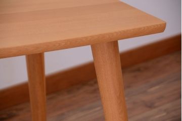 中古　柏木工　ナラ材のダイニングテーブル