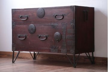 アンティーク家具　アンティーク　鉄脚付き時代箪笥ローボード