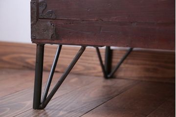 アンティーク家具　アンティーク　鉄脚付き時代箪笥ローボード