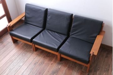 中古　富士ファニチア　3人掛けソファ