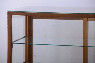 レトロ家具　昭和レトロ　古いナラ材の脚付きガラスケース