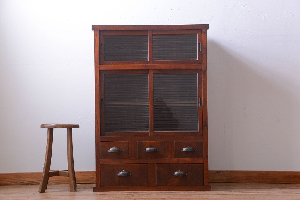 アンティーク家具　古民具・骨董　前面欅材!モールガラス入り引き戸収納棚