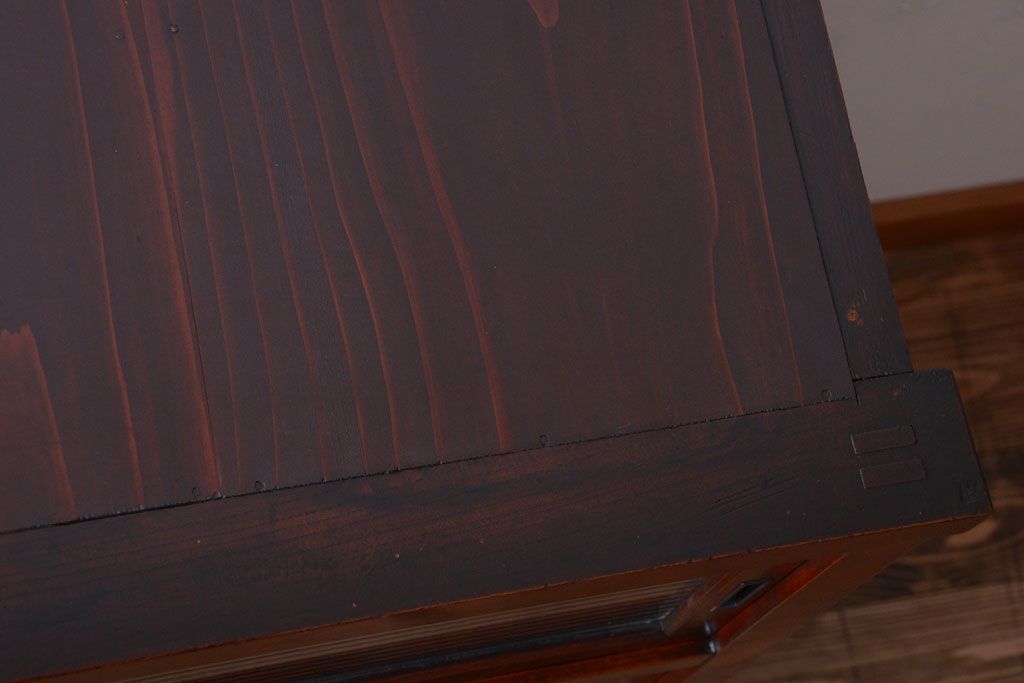 アンティーク家具　古民具・骨董　前面欅材!モールガラス入り引き戸収納棚