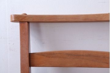 アンティーク家具　イギリスアンティーク　ビーチ材のチャーチチェア(チャペルチェア)(1)