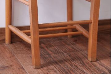 アンティーク家具　イギリスアンティーク　ビーチ材のチャーチチェア(チャペルチェア)(2)