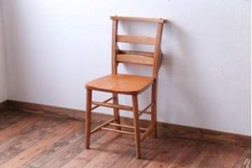 アンティーク家具　イギリスアンティーク　ビーチ材のカフェチェア(チャーチチェア)(2)