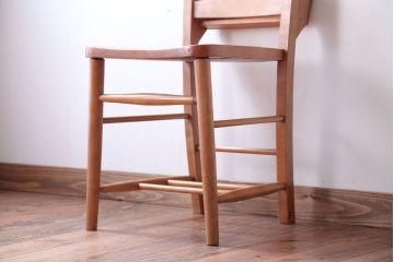 アンティーク家具　イギリスアンティーク　ビーチ材のカフェチェア(チャーチチェア)(2)