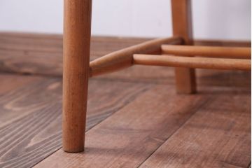 アンティーク家具　イギリスアンティーク　ビーチ材のカフェチェア(チャーチチェア)(2)