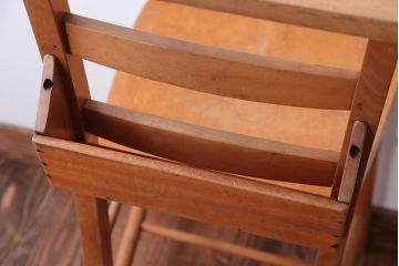 アンティーク家具　イギリスアンティーク　ビーチ材のカフェチェア(チャーチチェア)(2)