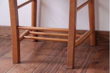 アンティーク家具　イギリスアンティーク　ビーチ材のカフェチェア(チャーチチェア)(2)