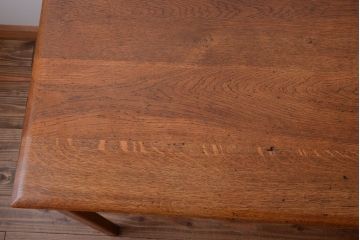 アンティーク家具　イギリスアンティーク　上品なナラ材の片袖机(デスク)