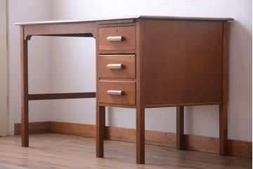 アンティーク家具　イギリスアンティーク　上品なナラ材の片袖机(デスク)