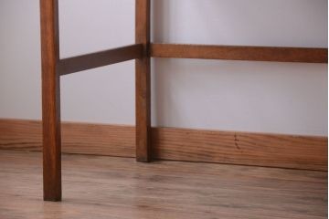 アンティーク家具　イギリスアンティーク　上品なナラ材の片袖机(デスク)
