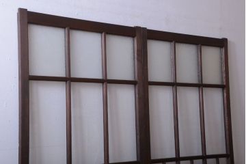 和製アンティーク　古い木の背が低いガラス引き戸2枚セット(窓)