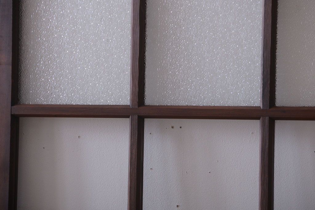 和製アンティーク　古い木の背が低いガラス引き戸2枚セット(窓)