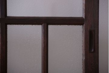 和製アンティーク　古い木の背が低いガラス引き戸2枚セット(窓)