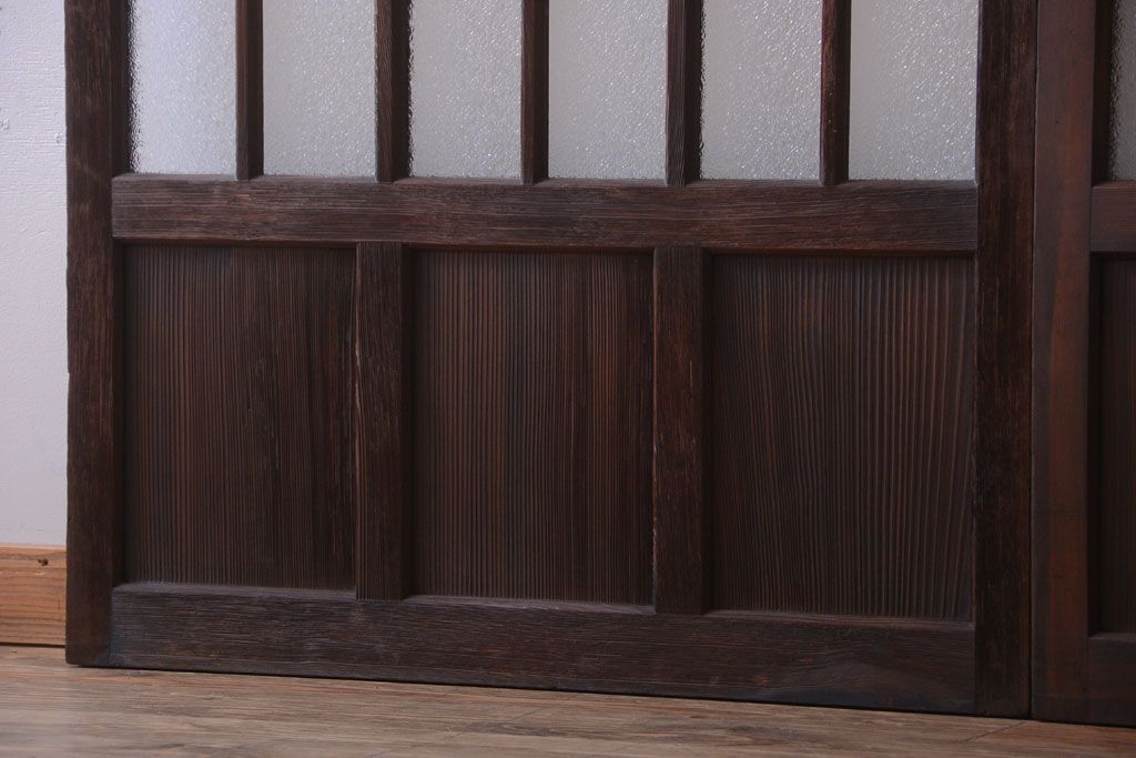 和製アンティーク　古い木の背が低いガラス引き戸2枚セット(窓)