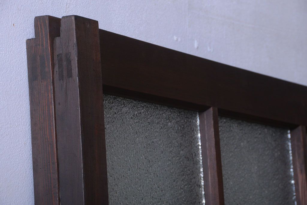 和製アンティーク　古い木の背が低いガラス引き戸2枚セット(窓)