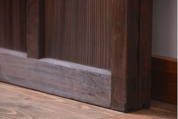 和製アンティーク　古い木の背が低いガラス引き戸2枚セット(窓)