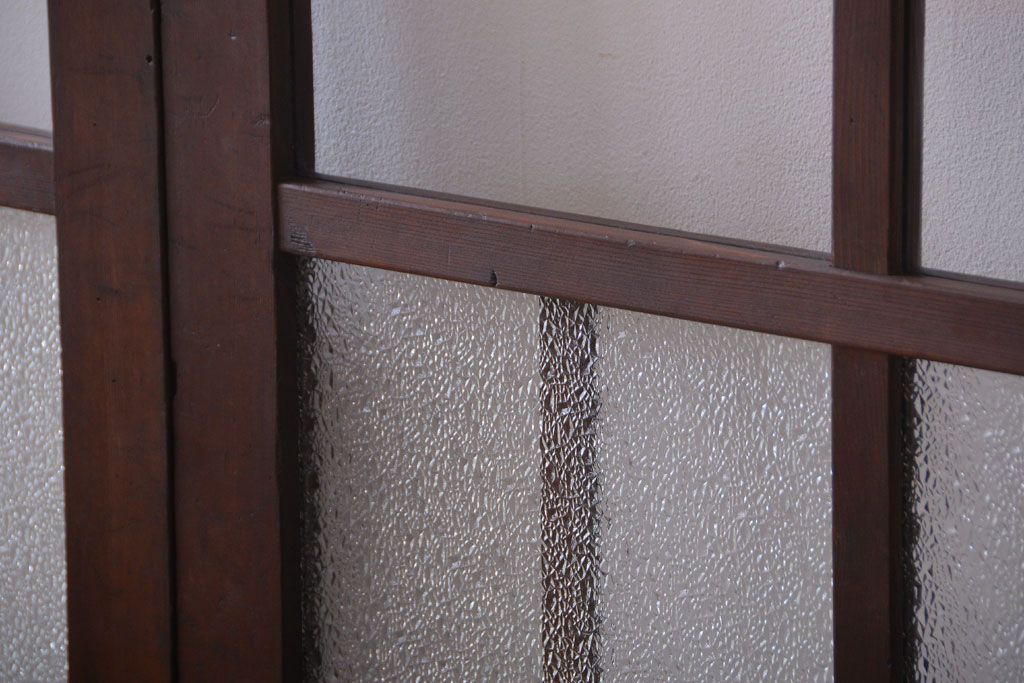 和製アンティーク　古い木の背が低いガラス引き戸2枚セット(窓)