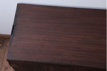 アンティーク家具　和製アンティーク　古い木製の鉄脚ローボード