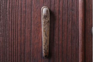 アンティーク家具　和製アンティーク　古い木製の鉄脚ローボード