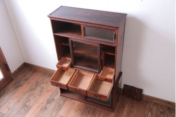 アンティーク家具　和製アンティーク　欅材と黒柿材!小振りな重ね茶箪笥