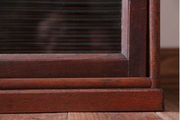 アンティーク家具　和製アンティーク　欅材と黒柿材!小振りな重ね茶箪笥