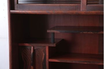 アンティーク家具　和製アンティーク　欅材と黒柿材!小振りな重ね茶箪笥