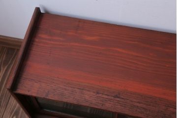 アンティーク家具　和製アンティーク　欅材と黒柿材!小振りな重ね茶箪笥