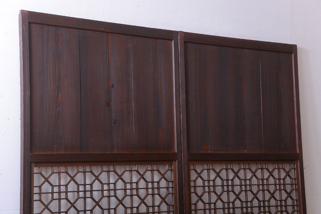 古民具・骨董　和のムード溢れる美しいアンティーク組子帯戸2枚セット
