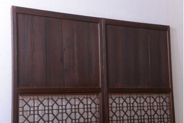 古民具・骨董　和のムード溢れる美しいアンティーク組子帯戸2枚セット