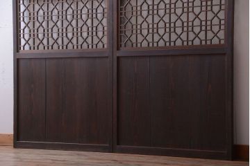 古民具・骨董　和のムード溢れる美しいアンティーク組子帯戸2枚セット