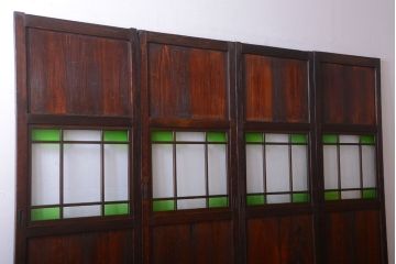 古民具・骨董　古い木が味わい深いガラス帯戸
