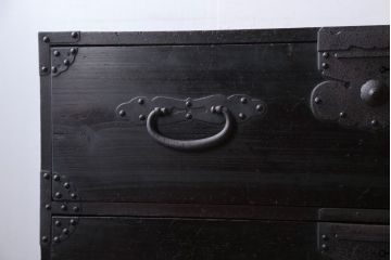 アンティーク家具　アンティーク　鉄脚付き!重厚な金具の時代箪笥ローボード(2)