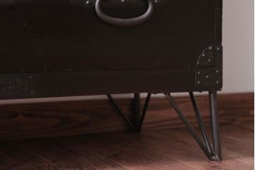 アンティーク家具　アンティーク　鉄脚付き!重厚な金具の時代箪笥ローボード(2)