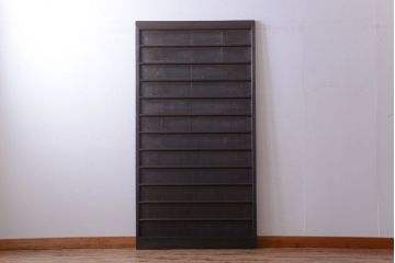 古民具・骨董　横桟が味わい深いアンティーク舞良戸