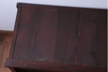 アンティーク家具　和製アンティーク　鉄脚付き!モールガラス引き戸のサイドボード