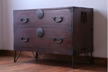 アンティーク家具　アンティーク　鉄脚付き時代箪笥ローボード(2)